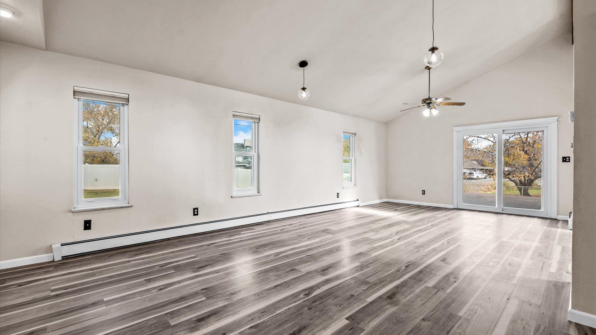 Grand Junction, Colorado, 81507, United States, 3 Bedrooms Bedrooms, ,3 BathroomsBathrooms,Residential,For Sale,1998320