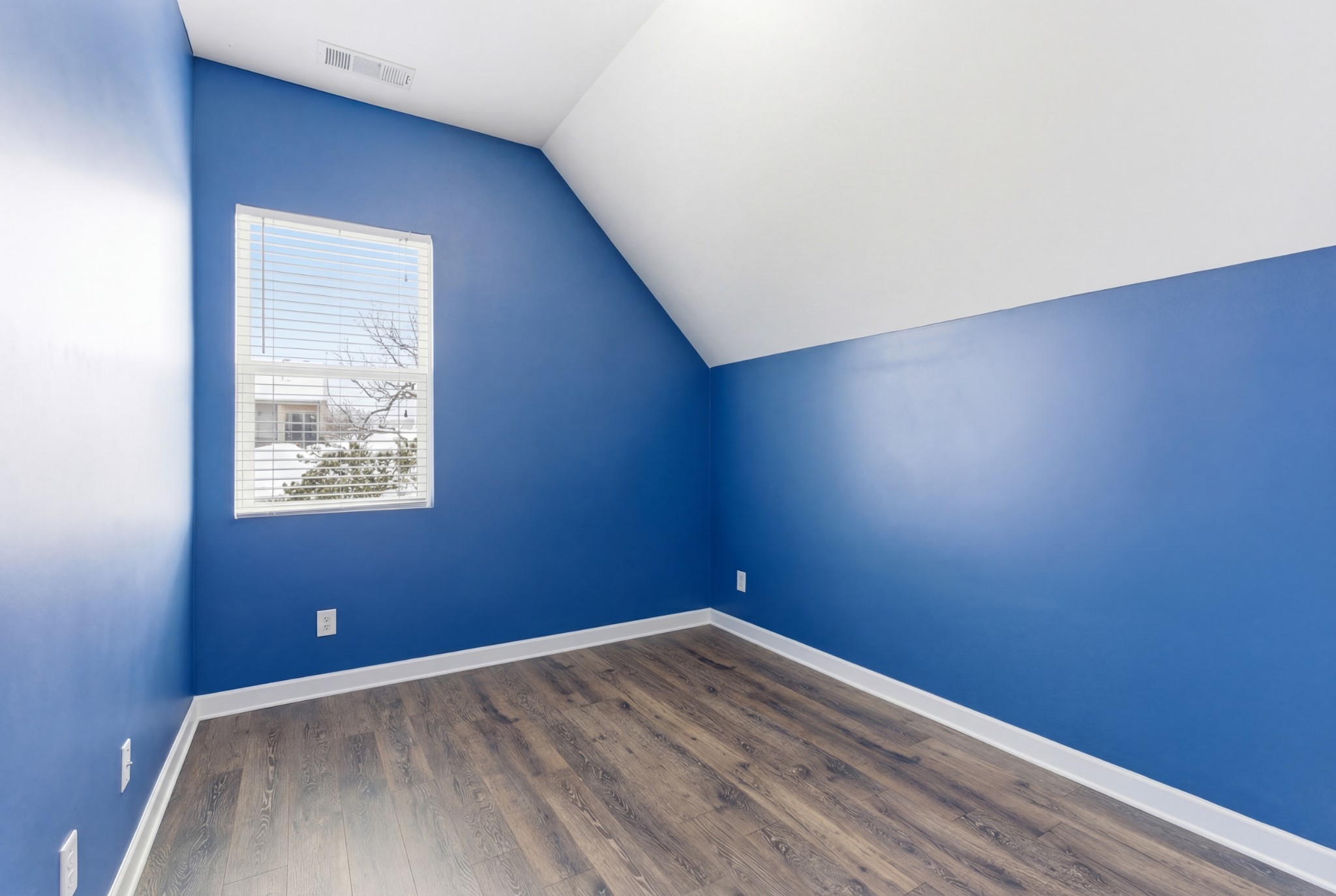  114 Walden Village Ct, Nashville, TN, 37210 - 物件實景