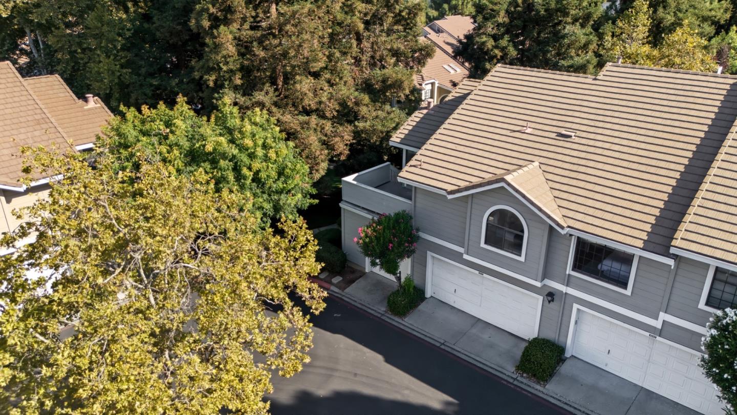 San Jose, California, 95121, United States, 2 Bedrooms Bedrooms, ,2 BathroomsBathrooms,Residential,For Sale,1950993