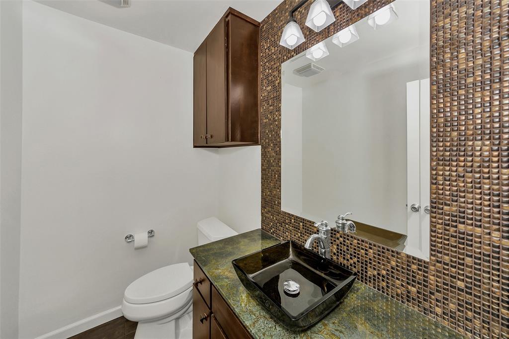 Colleyville, Texas, 76034, United States, 4 Bedrooms Bedrooms, ,3 BathroomsBathrooms,Residential,For Sale,1927837