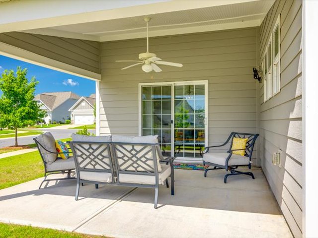 Belmont, South Carolina, 28012, United States, 3 Bedrooms Bedrooms, ,3 BathroomsBathrooms,Residential,For Sale,1870259