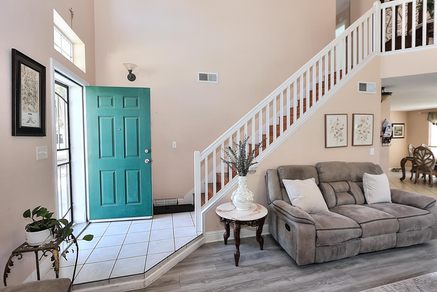 Elk Grove, California, 95758, United States, 3 Bedrooms Bedrooms, ,3 BathroomsBathrooms,Residential,For Sale,1918495