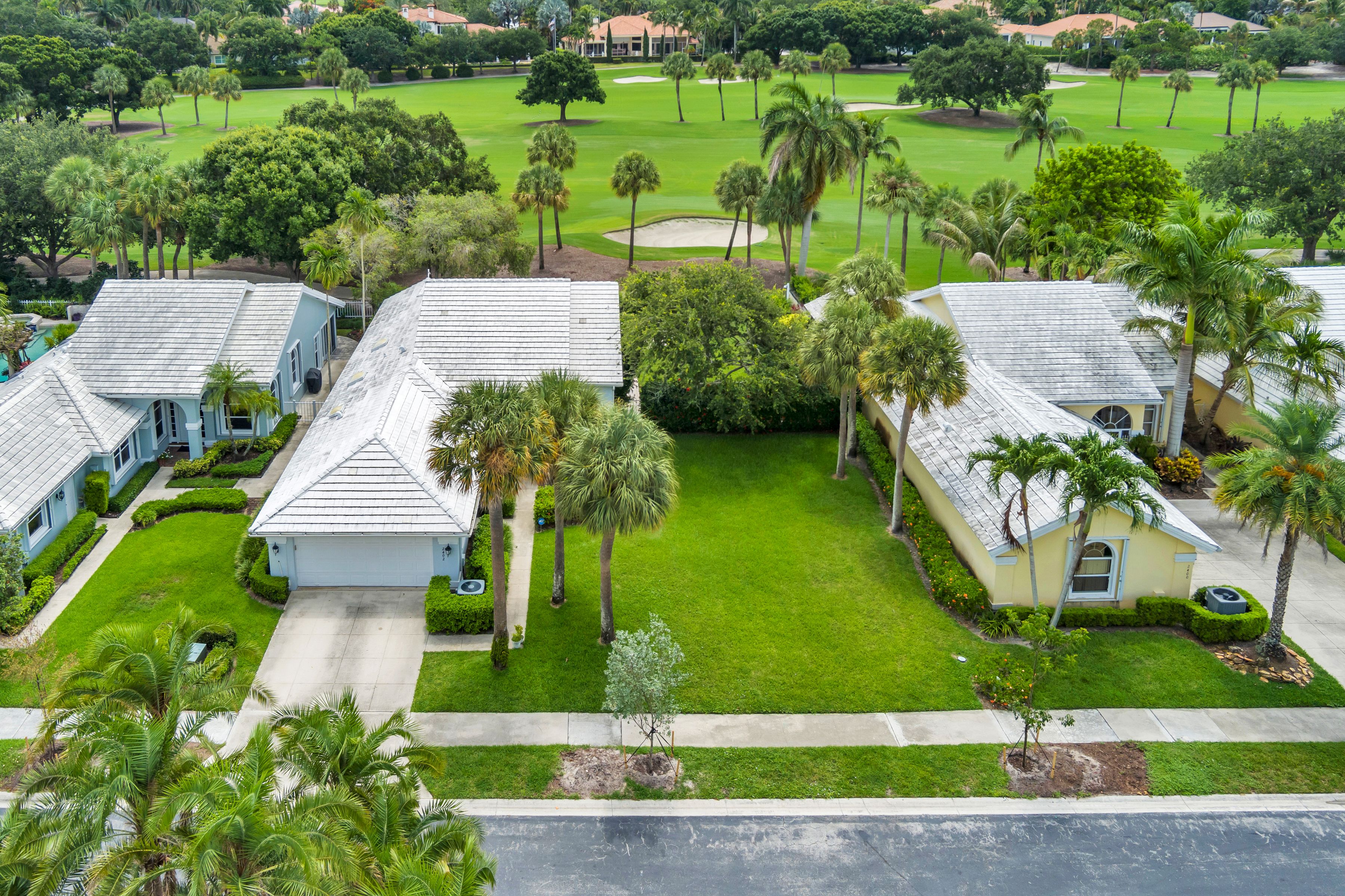  2402 Saratoga Bay Drive - 物件實景