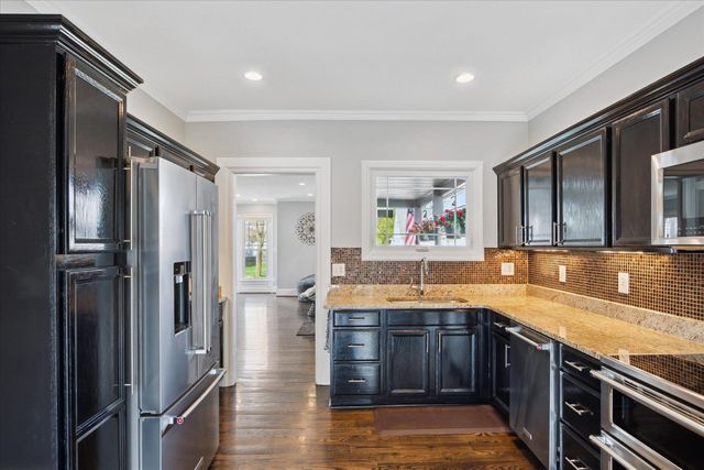 Northville, Michigan, 48167, United States, 4 Bedrooms Bedrooms, ,Residential,For Sale,1879594