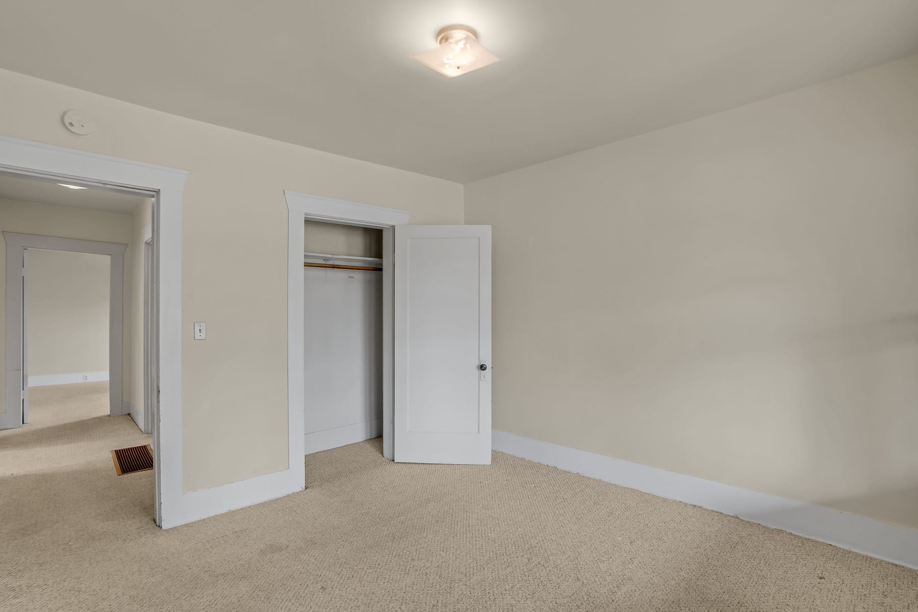  1605 NW 1st Street Bend, OR 97703 - 物件實景