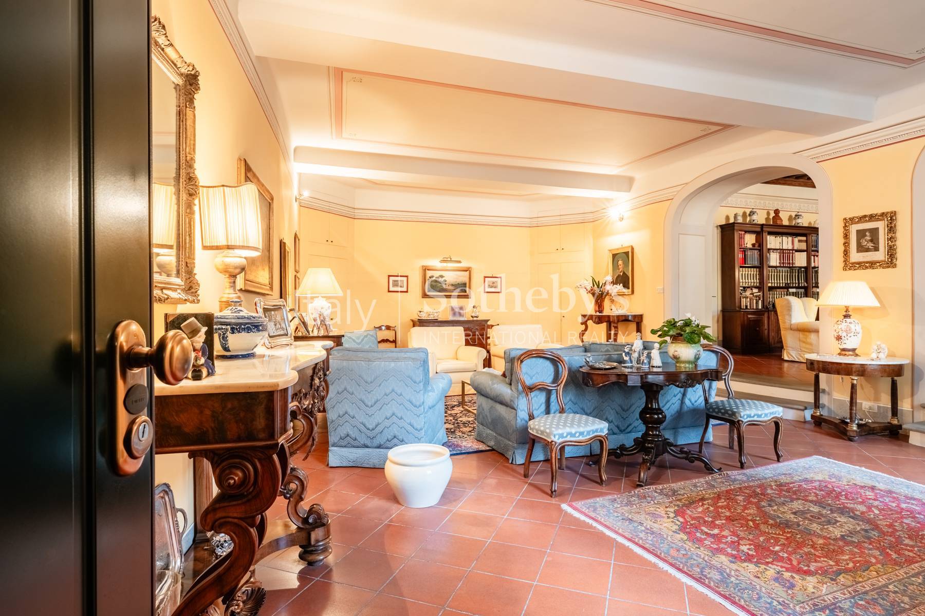  Refined apartment with terrace in the centre of Lucca - 物件實景