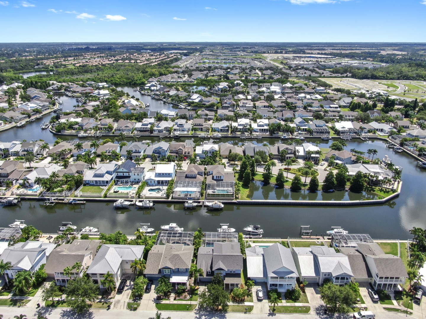 Apollo Beach, Florida, 33572, United States, 4 Bedrooms Bedrooms, ,4 BathroomsBathrooms,Residential,For Sale,1974202