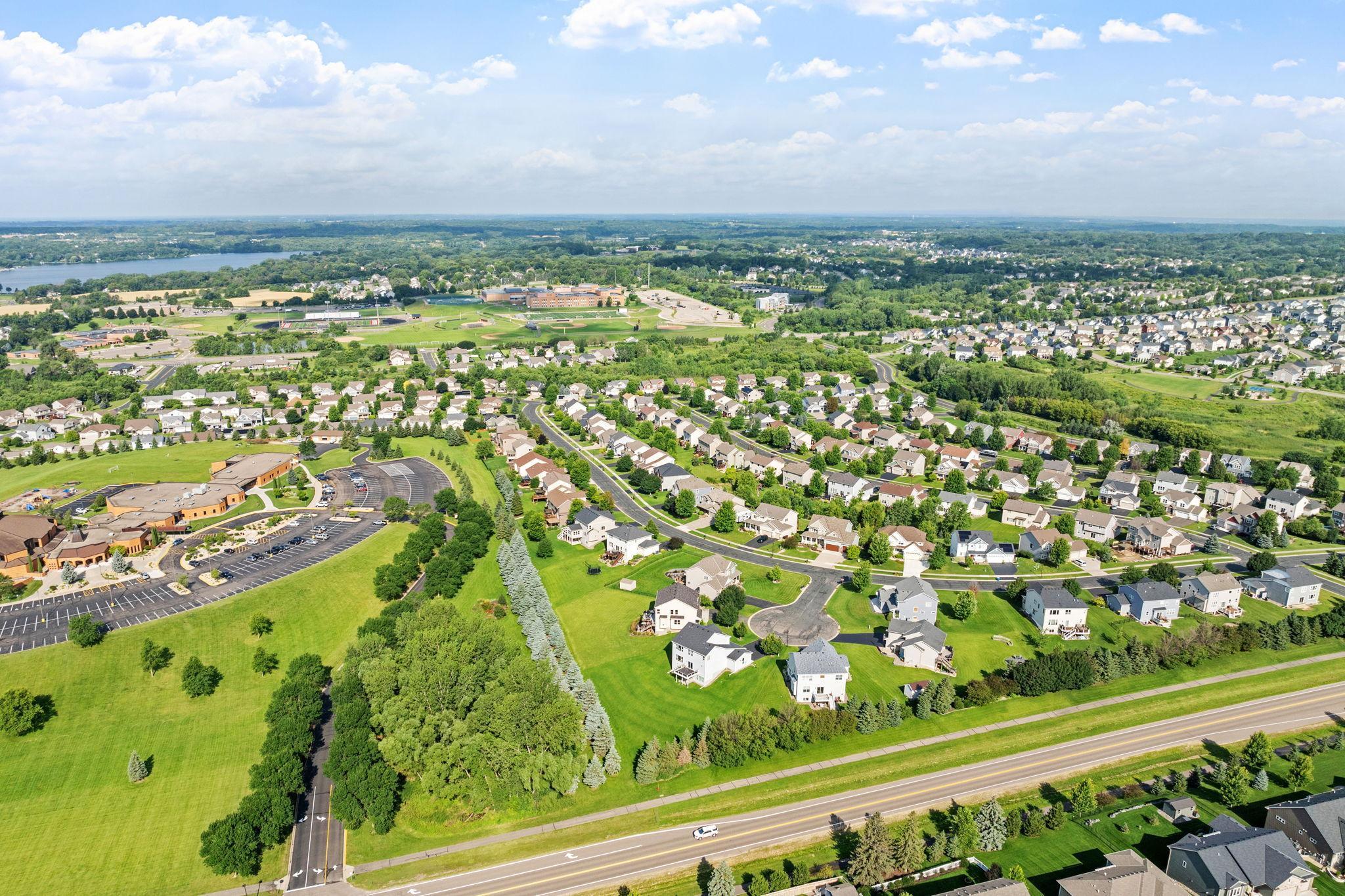 Lakeville, Minnesota, 55044, United States, 4 Bedrooms Bedrooms, ,3 BathroomsBathrooms,Residential,For Sale,1992013