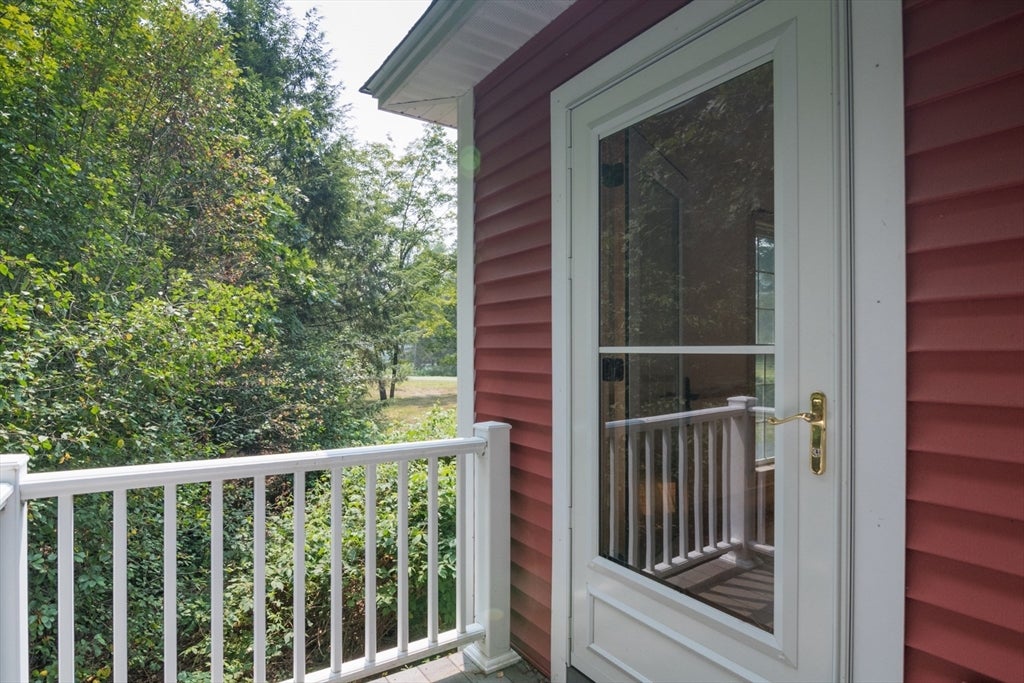 Bernardston, Massachusetts, 01337, United States, 3 Bedrooms Bedrooms, ,3 BathroomsBathrooms,Residential,For Sale,1912455