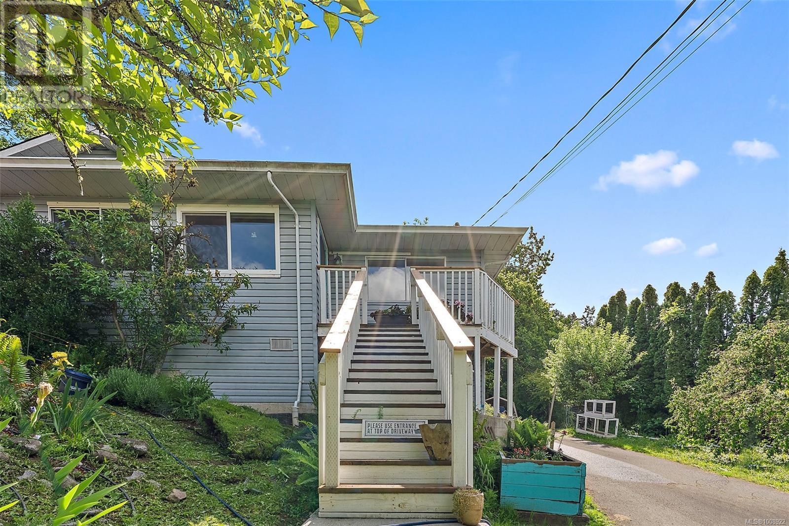 SAANICH, British Columbia, V8Z 3G7, CA, 3 Bedrooms Bedrooms, ,2 BathroomsBathrooms,Residential,For Sale,1949022