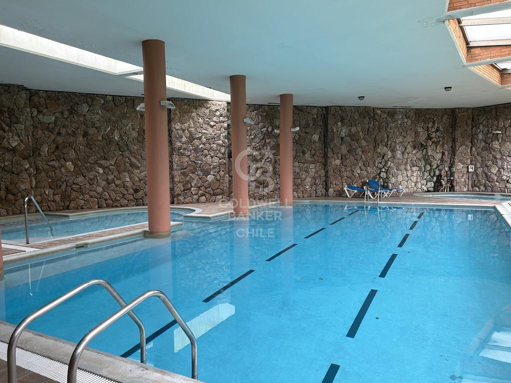 Vitacura, Chile, 5 Bedrooms Bedrooms, ,4 BathroomsBathrooms,Residential,For Sale,1966854