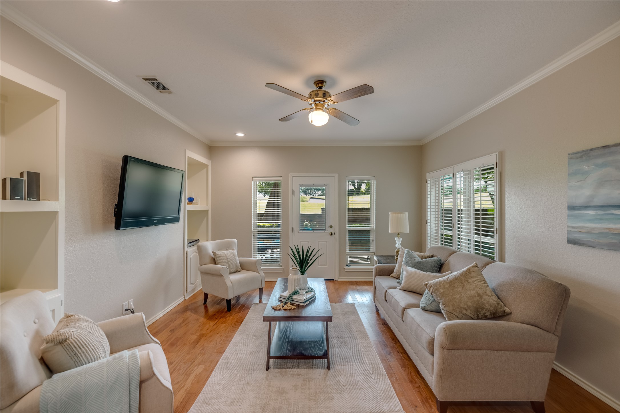 Fort Worth, Texas, 76116, United States, 4 Bedrooms Bedrooms, ,4 BathroomsBathrooms,Residential,For Sale,1926062