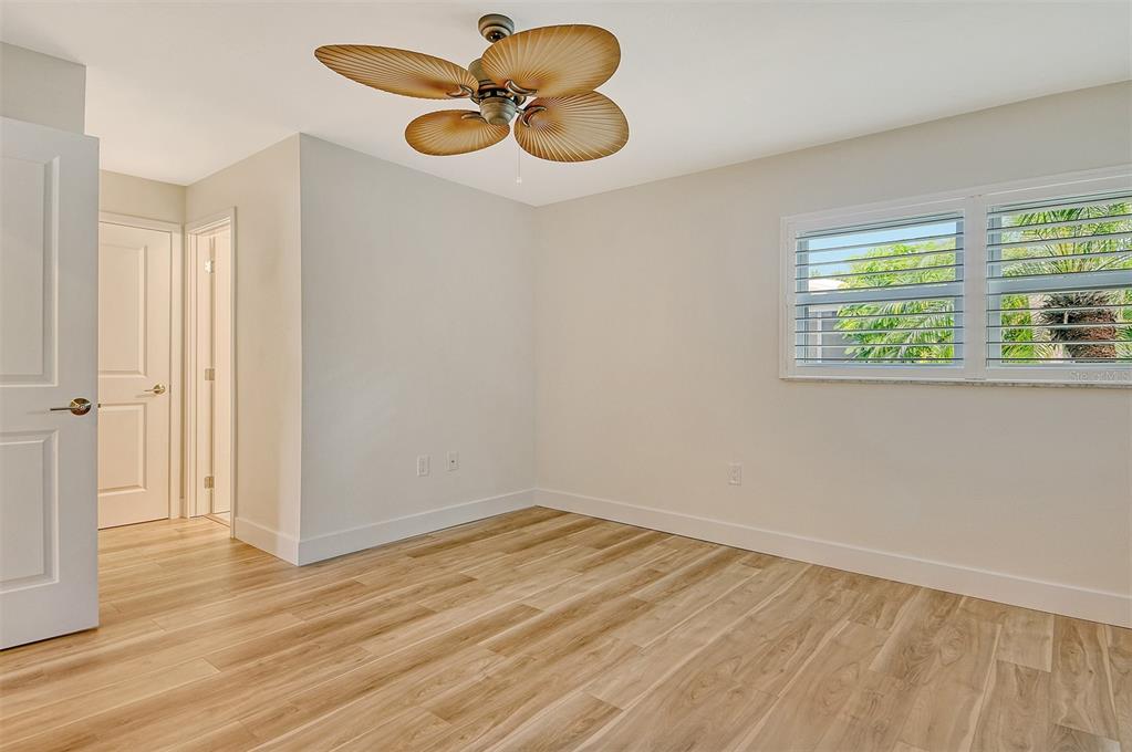 Sarasota, Florida, 34242, United States, 2 Bedrooms Bedrooms, ,2 BathroomsBathrooms,Residential,For Sale,1926172