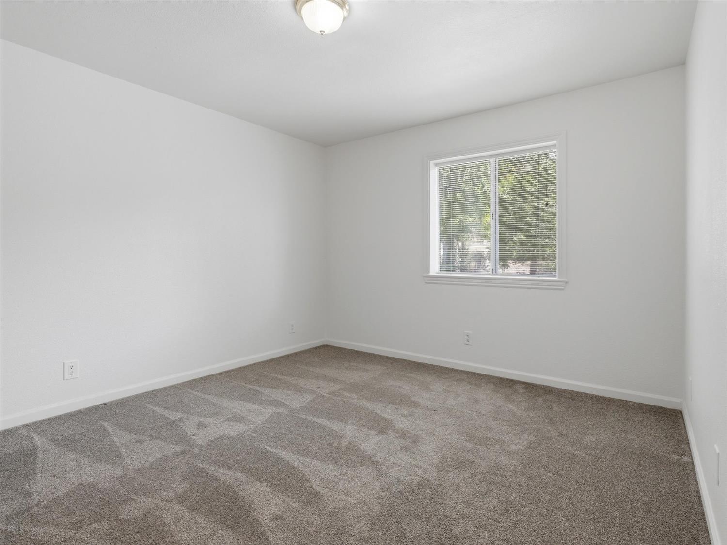 Bass Lake, California, 93604, United States, 3 Bedrooms Bedrooms, ,3 BathroomsBathrooms,Residential,For Sale,2049095