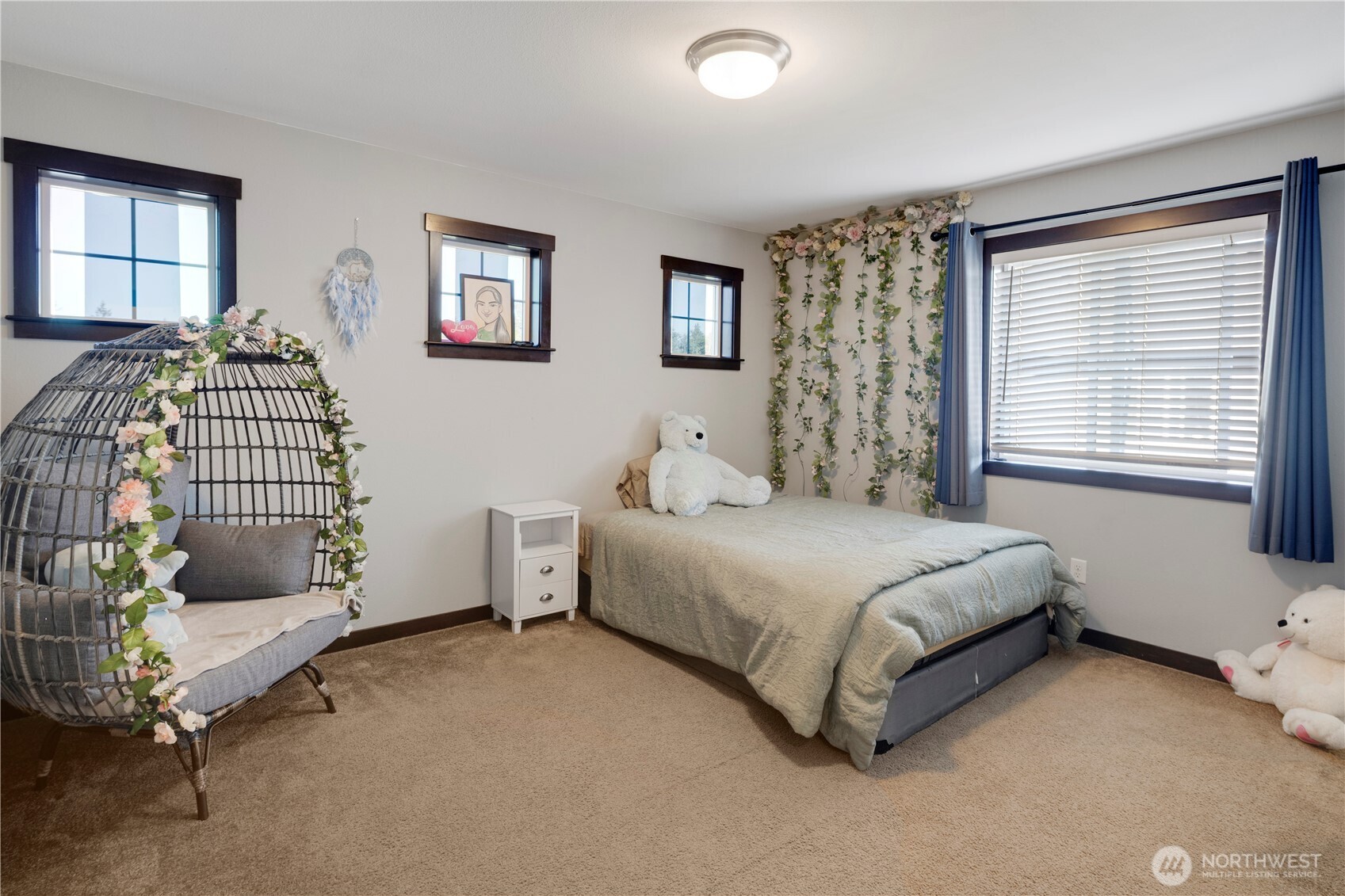 Ferndale, Washington, 98248, United States, 5 Bedrooms Bedrooms, ,3 BathroomsBathrooms,Residential,For Sale,1836805