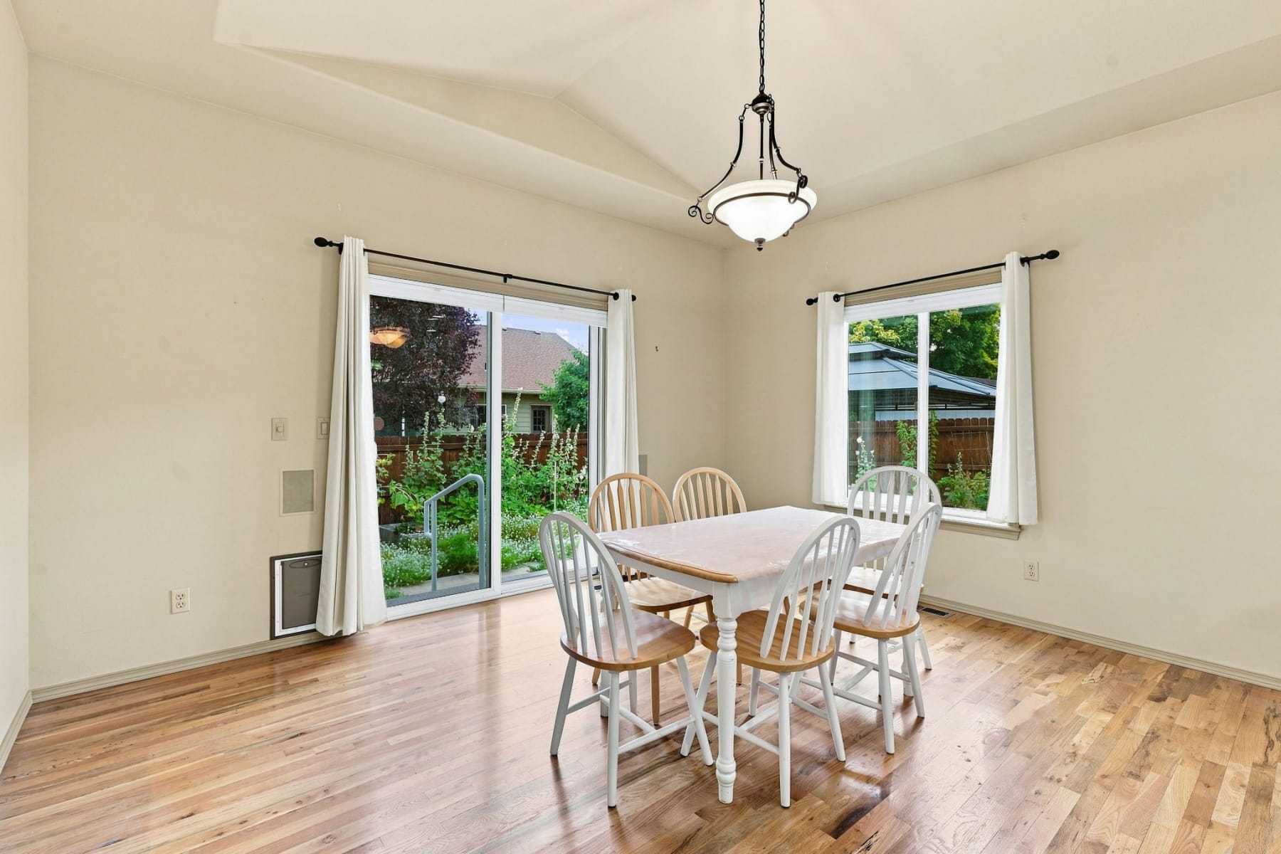  2234 SE Pilatus Lane Bend, OR 97702 - 物件實景