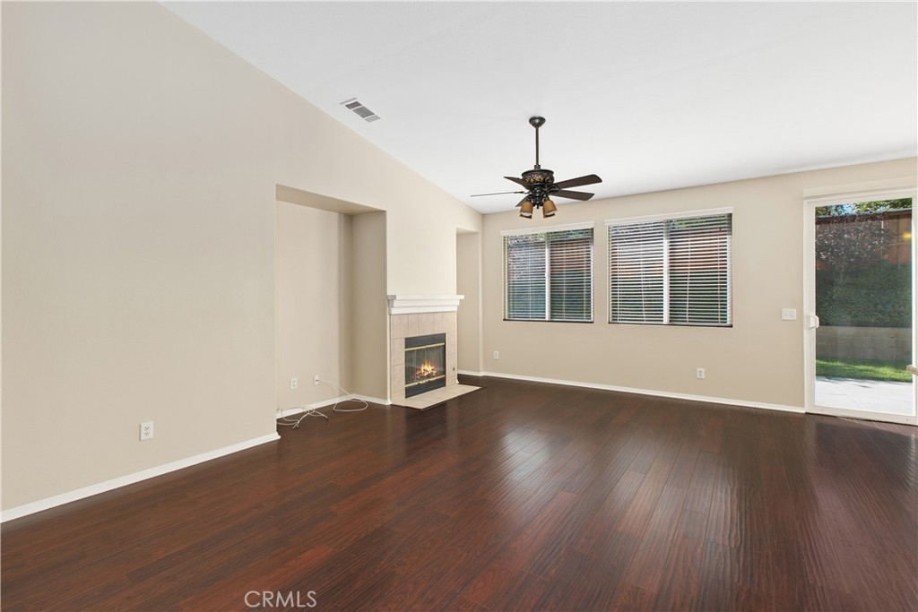 Murrieta, California, 92562, United States, 4 Bedrooms Bedrooms, ,2 BathroomsBathrooms,Residential,For Sale,1906969