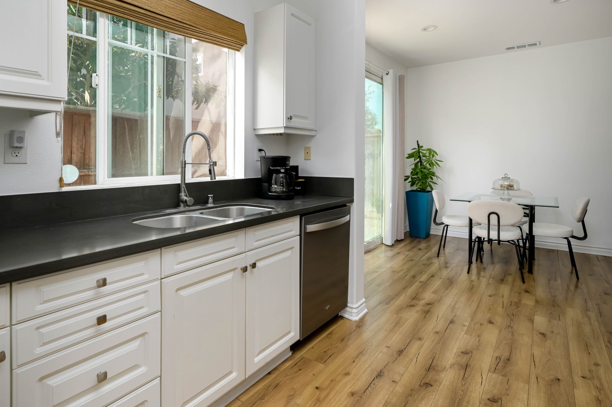 Carson, California, 90745, United States, 3 Bedrooms Bedrooms, ,3 BathroomsBathrooms,Residential,For Sale,2001488