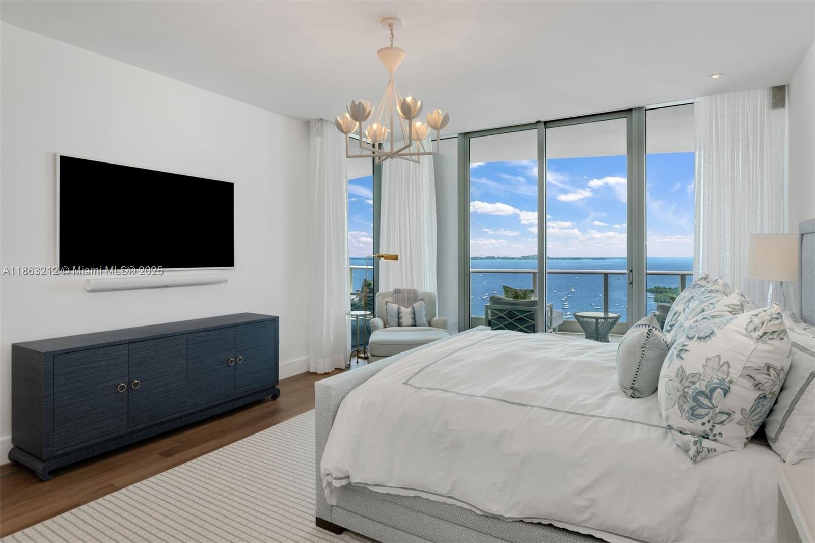 Miami, Florida, 33133, United States, 3 Bedrooms Bedrooms, ,4 BathroomsBathrooms,Residential,For Sale,1933299