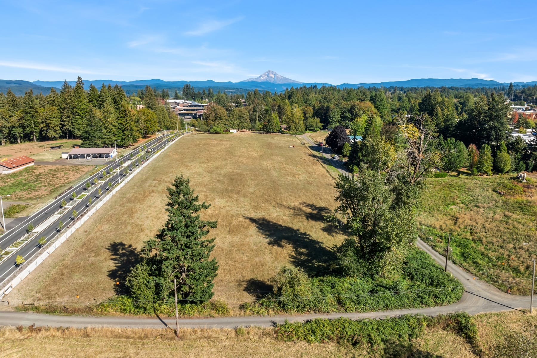  16370 Bell ST Sandy, OR 97055 - 物件實景
