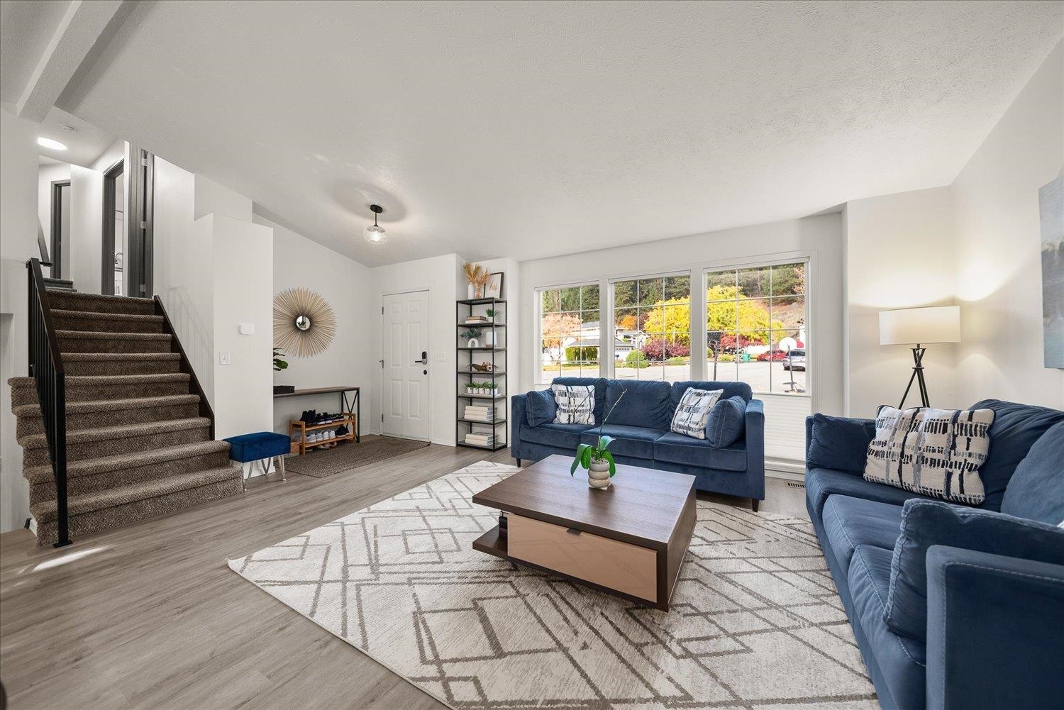 Spokane Valley, Washington, 99216, United States, 4 Bedrooms Bedrooms, ,3 BathroomsBathrooms,Residential,For Sale,1984886