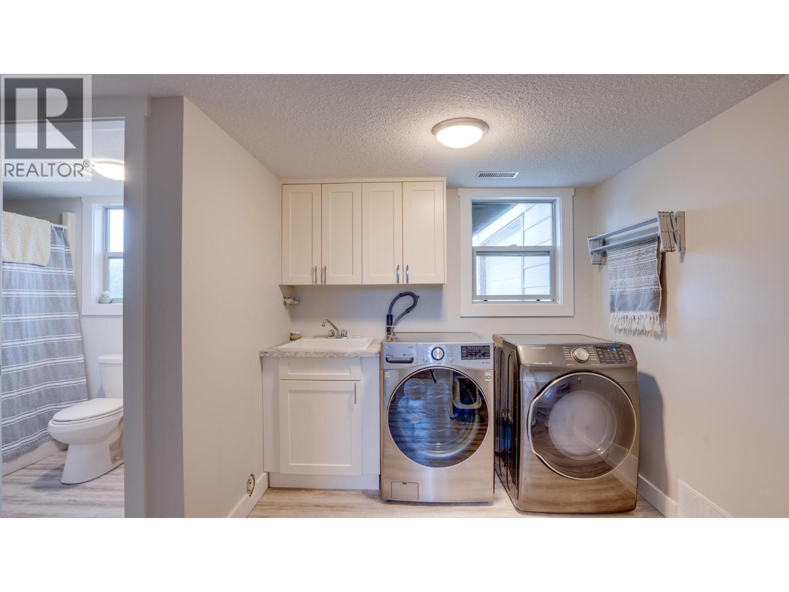 ARMSTRONG, British Columbia, V4Y 0B3, CA, 4 Bedrooms Bedrooms, ,2 BathroomsBathrooms,Residential,For Sale,1950406