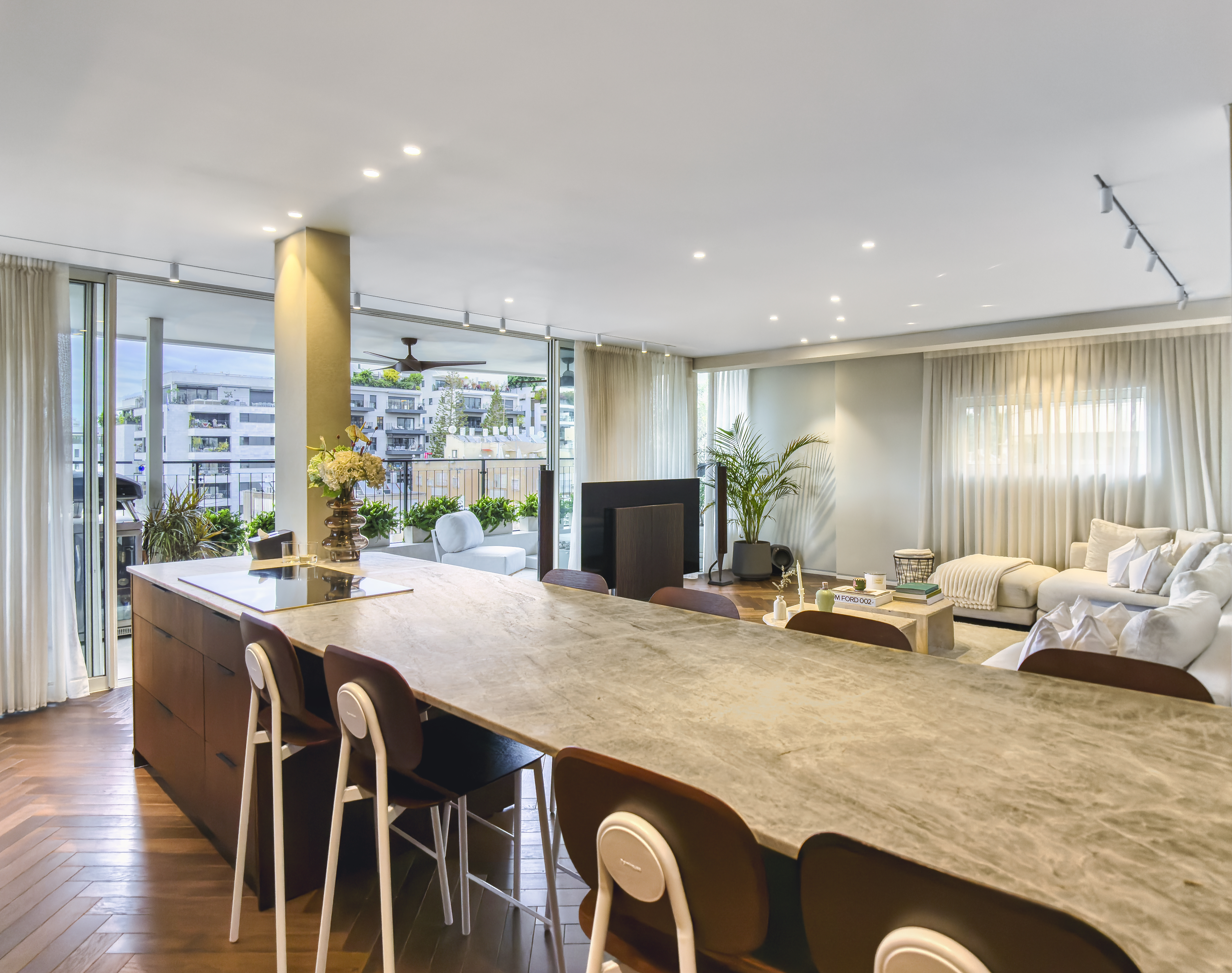  Architecturally Designed Penthouse in Givatayim’s Arlozorov Neighborhood - 物件實景