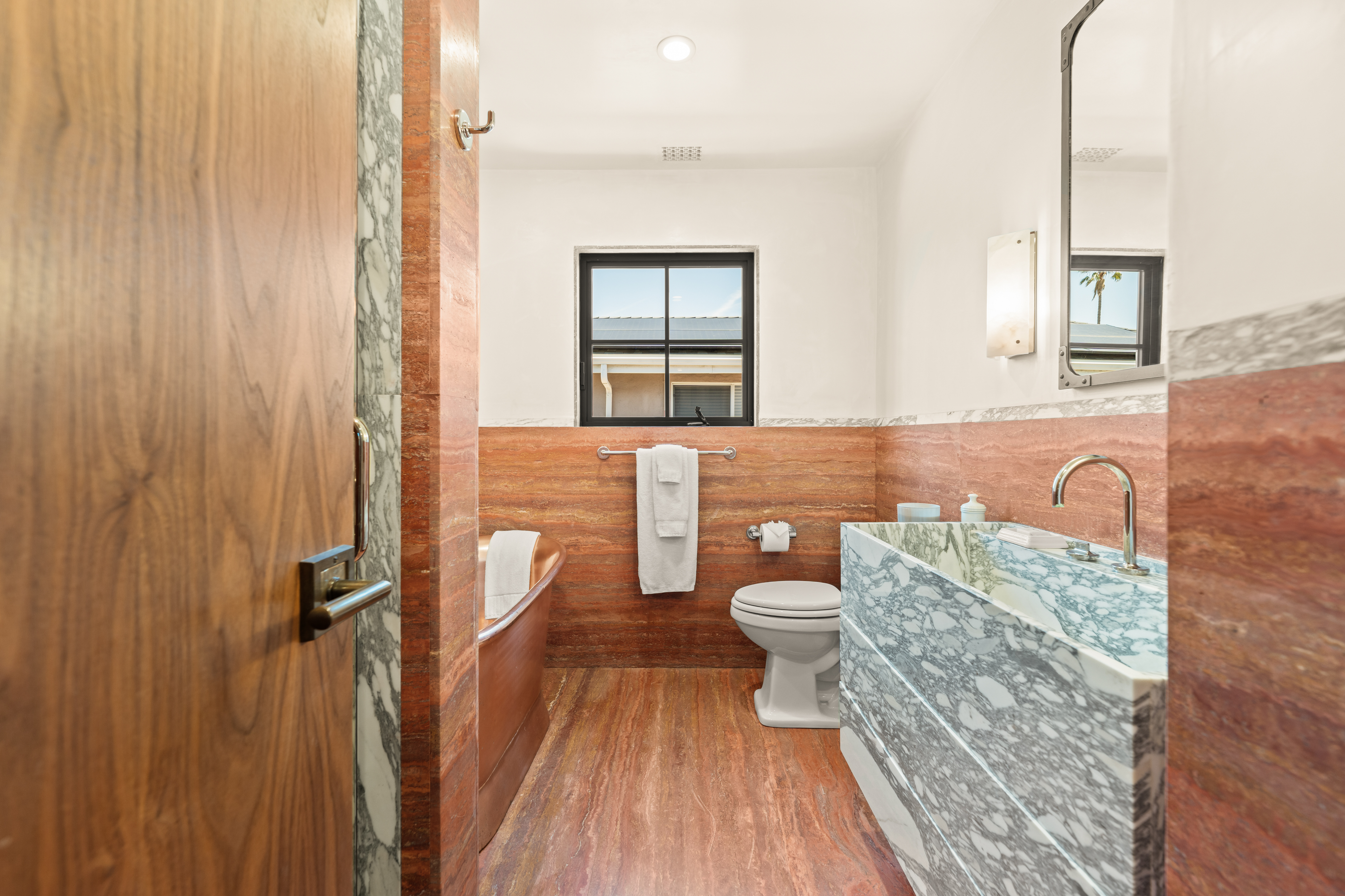  2832 Sailor Avenue, Ventura, CA 93001 - 物件實景