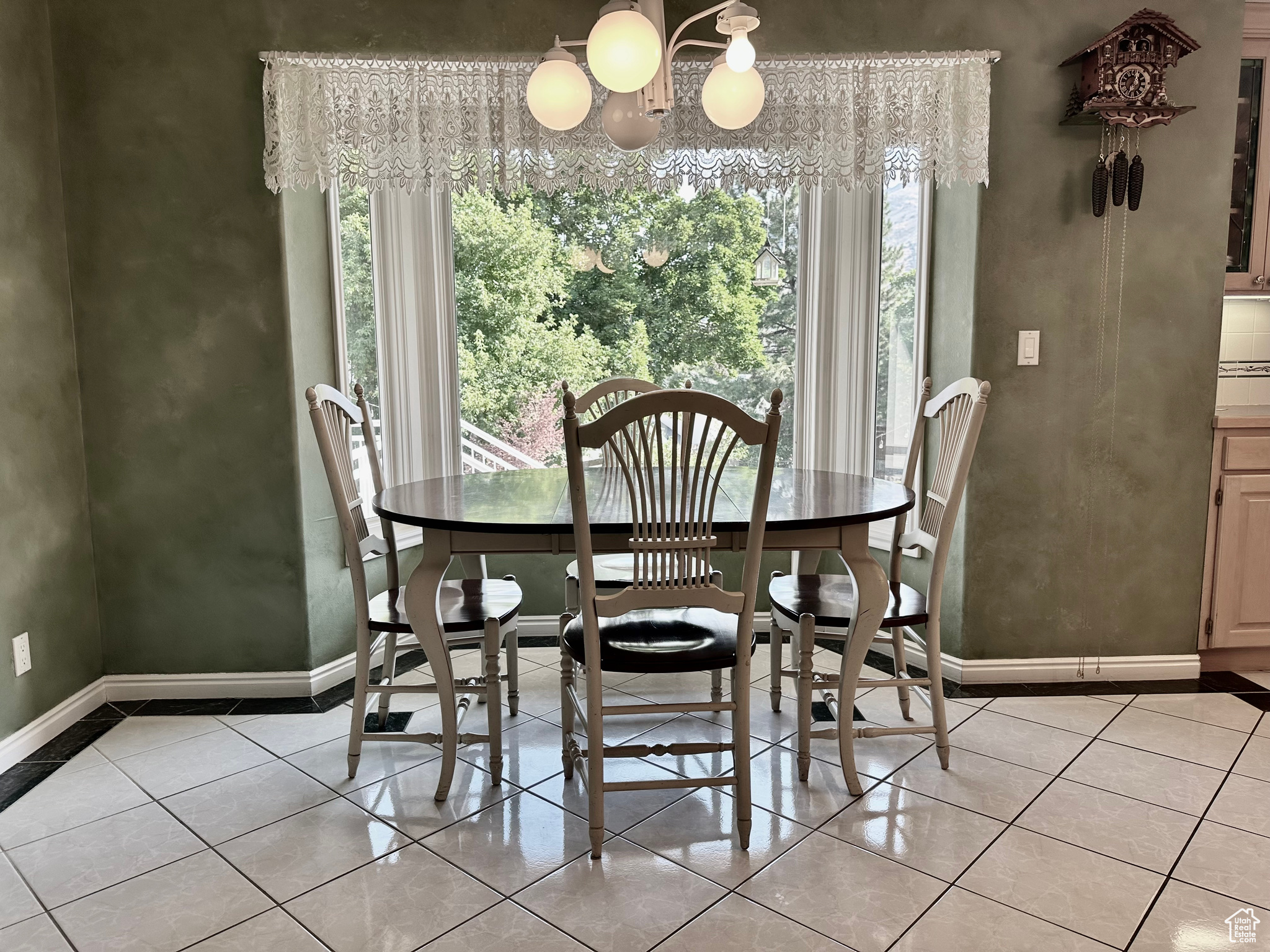 Logan, Utah, 84321, United States, 6 Bedrooms Bedrooms, ,7 BathroomsBathrooms,Residential,For Sale,1975254