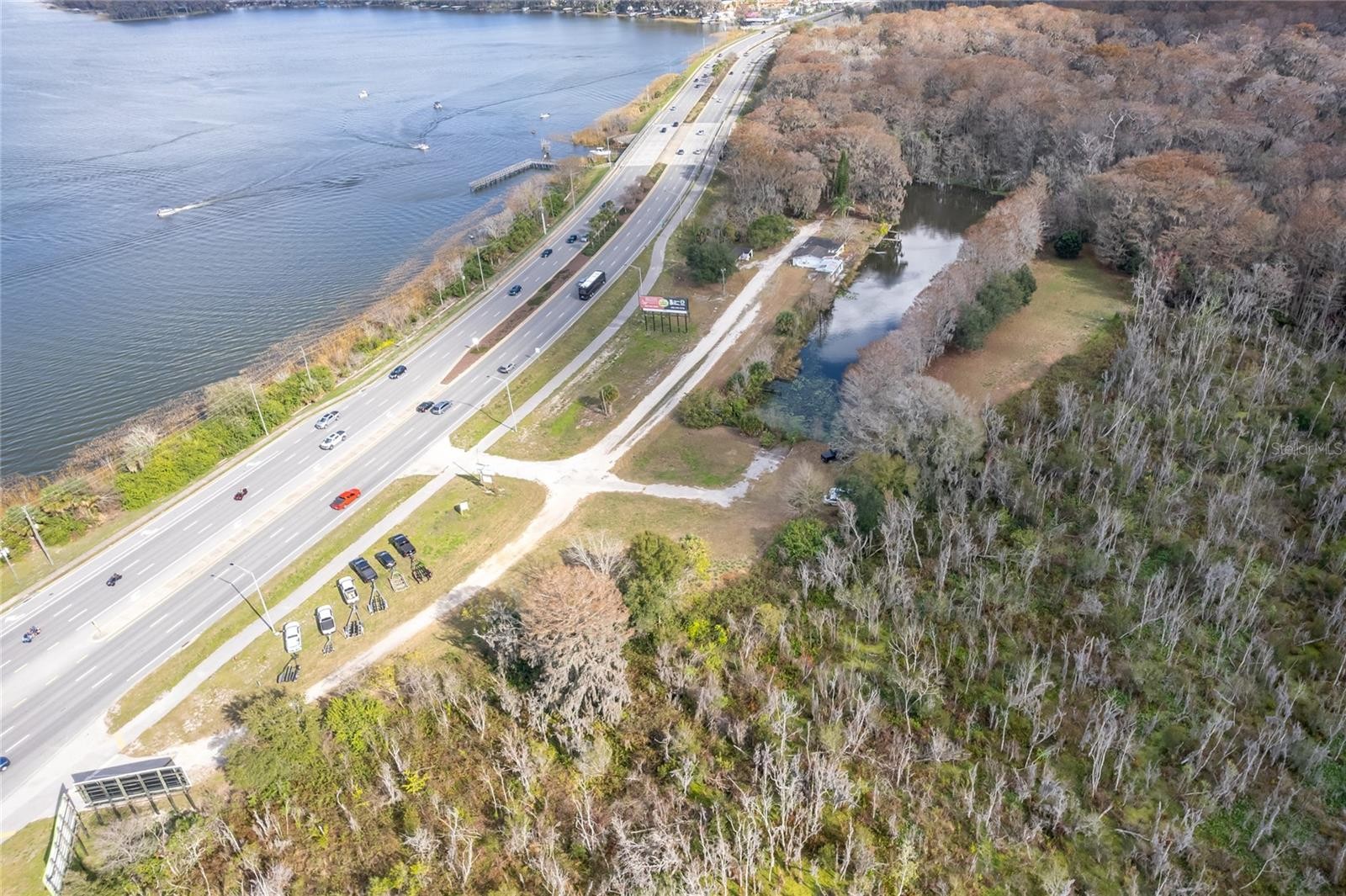 1515 US HIGHWAY 441, TAVARES, Florida, 32778, United States, ,Residential,For Sale,1515 US HIGHWAY 441,1008676