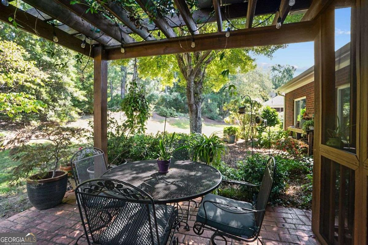 Watkinsville, Georgia, 30677, United States, 2 Bedrooms Bedrooms, ,2 BathroomsBathrooms,Residential,For Sale,1957394