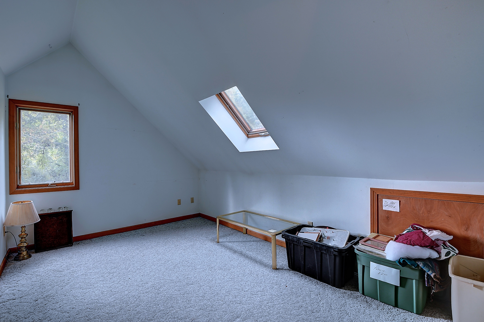 Bethlehem, Connecticut, 06751, United States, 3 Bedrooms Bedrooms, ,4 BathroomsBathrooms,Residential,For Sale,1987102