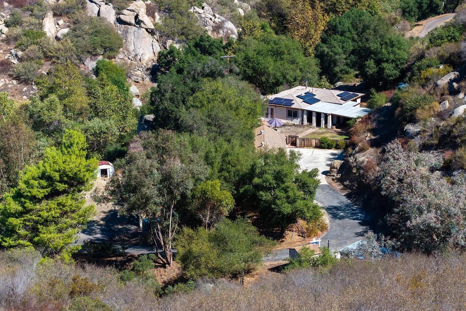 Alpine, California, 91901, United States, 3 Bedrooms Bedrooms, ,2 BathroomsBathrooms,Residential,For Sale,1990972