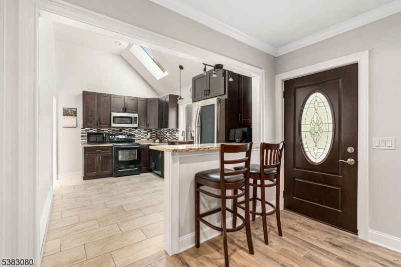 Vernon Twp., New Jersey, 07462, United States, 4 Bedrooms Bedrooms, ,2 BathroomsBathrooms,Residential,For Sale,1938631