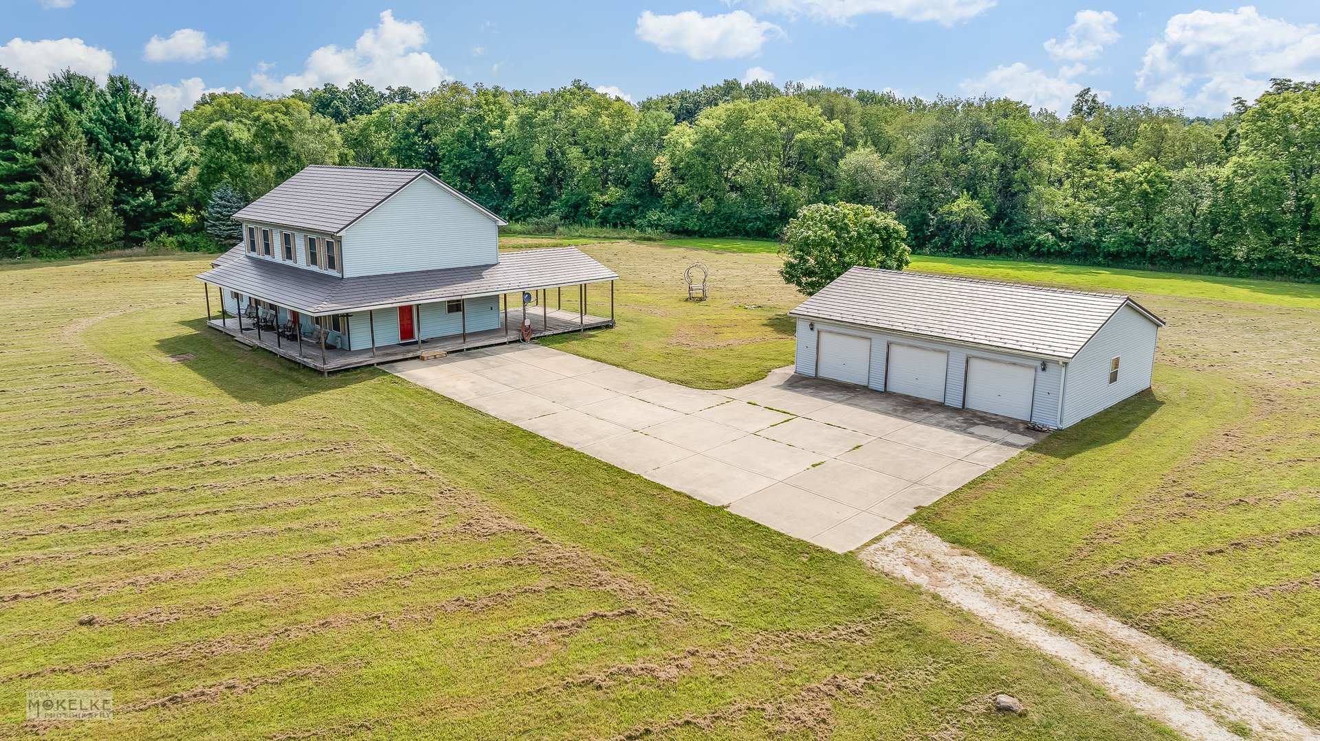 Newark, Illinois, 60541, United States, 4 Bedrooms Bedrooms, ,3 BathroomsBathrooms,Residential,For Sale,1918229