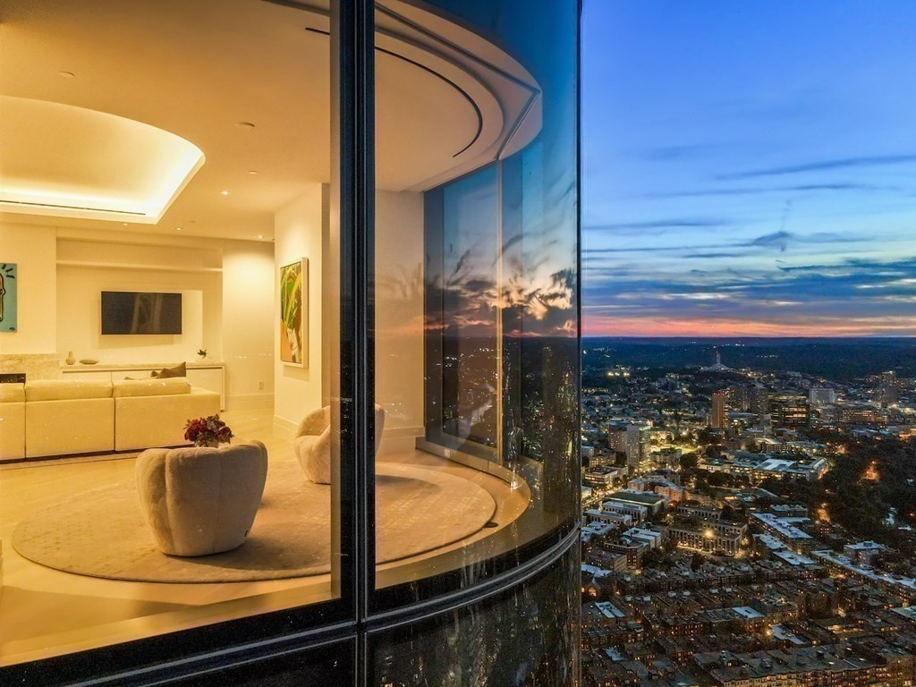 Boston, Massachusetts, 02199, United States, 5 Bedrooms Bedrooms, ,8 BathroomsBathrooms,Residential,For Sale,1906314