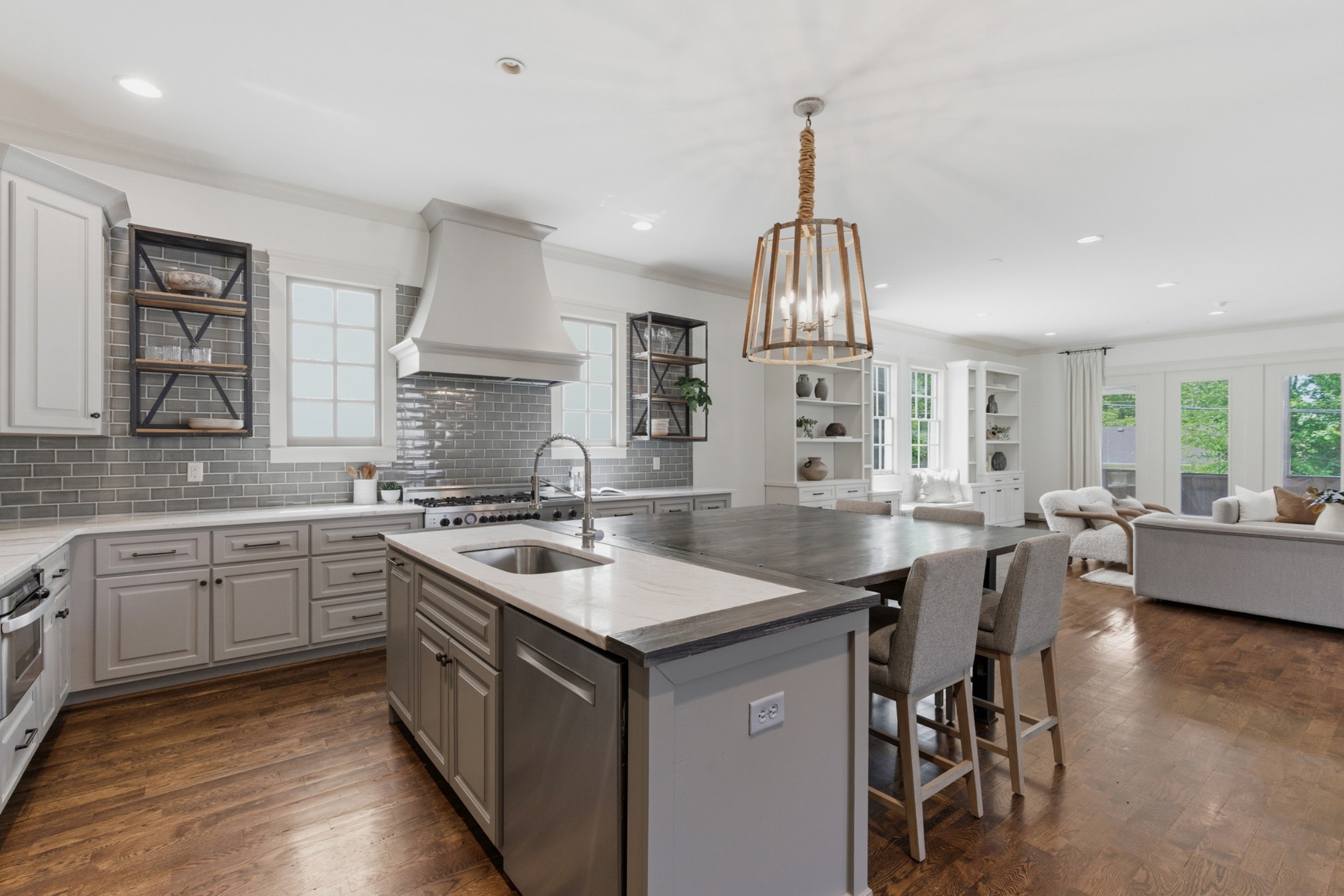  114A Lasalle Ct, Nashville, TN, 37205 - 物件實景