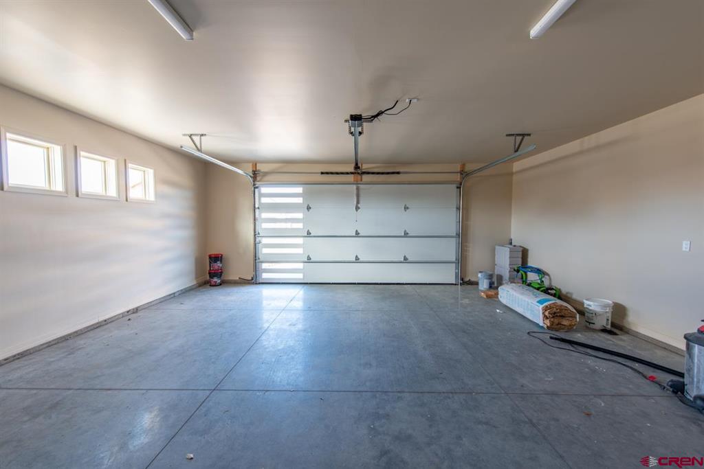 Montrose, Colorado, 81401, United States, 3 Bedrooms Bedrooms, ,2 BathroomsBathrooms,Residential,For Sale,1994283