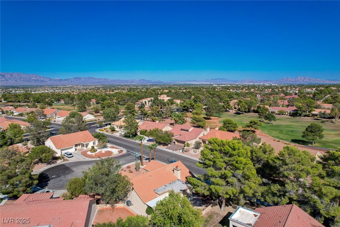 Las Vegas, Nevada, 89134, United States, 2 Bedrooms Bedrooms, ,2 BathroomsBathrooms,Residential,For Sale,1950375