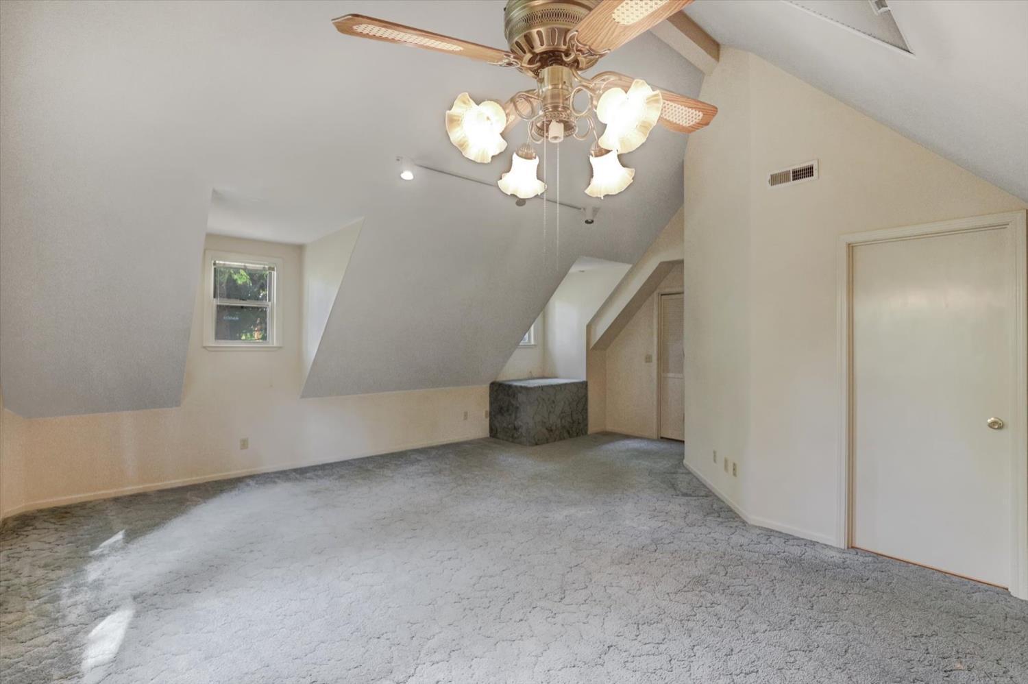Nevada City, California, 95959, United States, 4 Bedrooms Bedrooms, ,3 BathroomsBathrooms,Residential,For Sale,1942290
