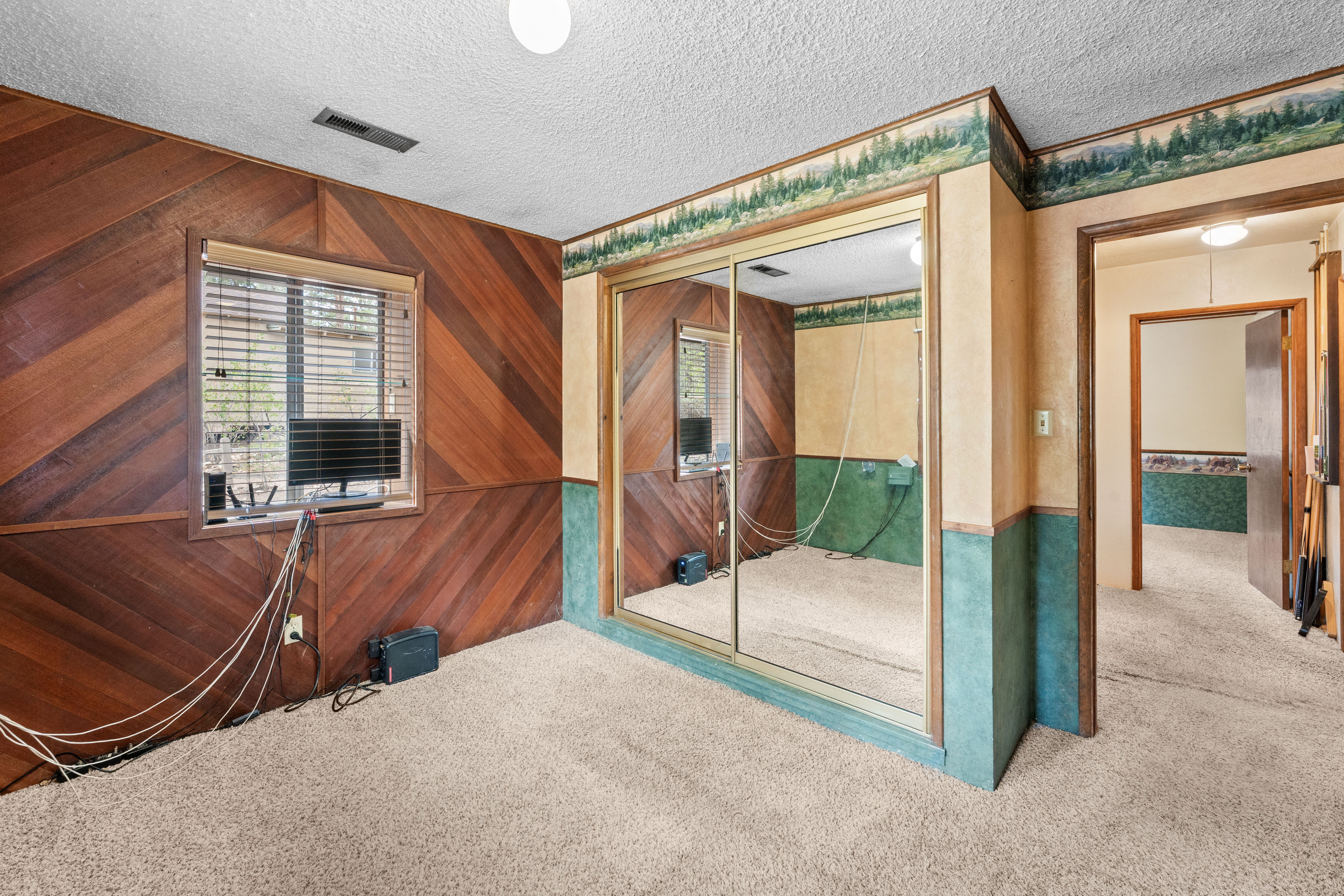  1172 Mound Street, Big Bear City, CA 92314 - 物件實景