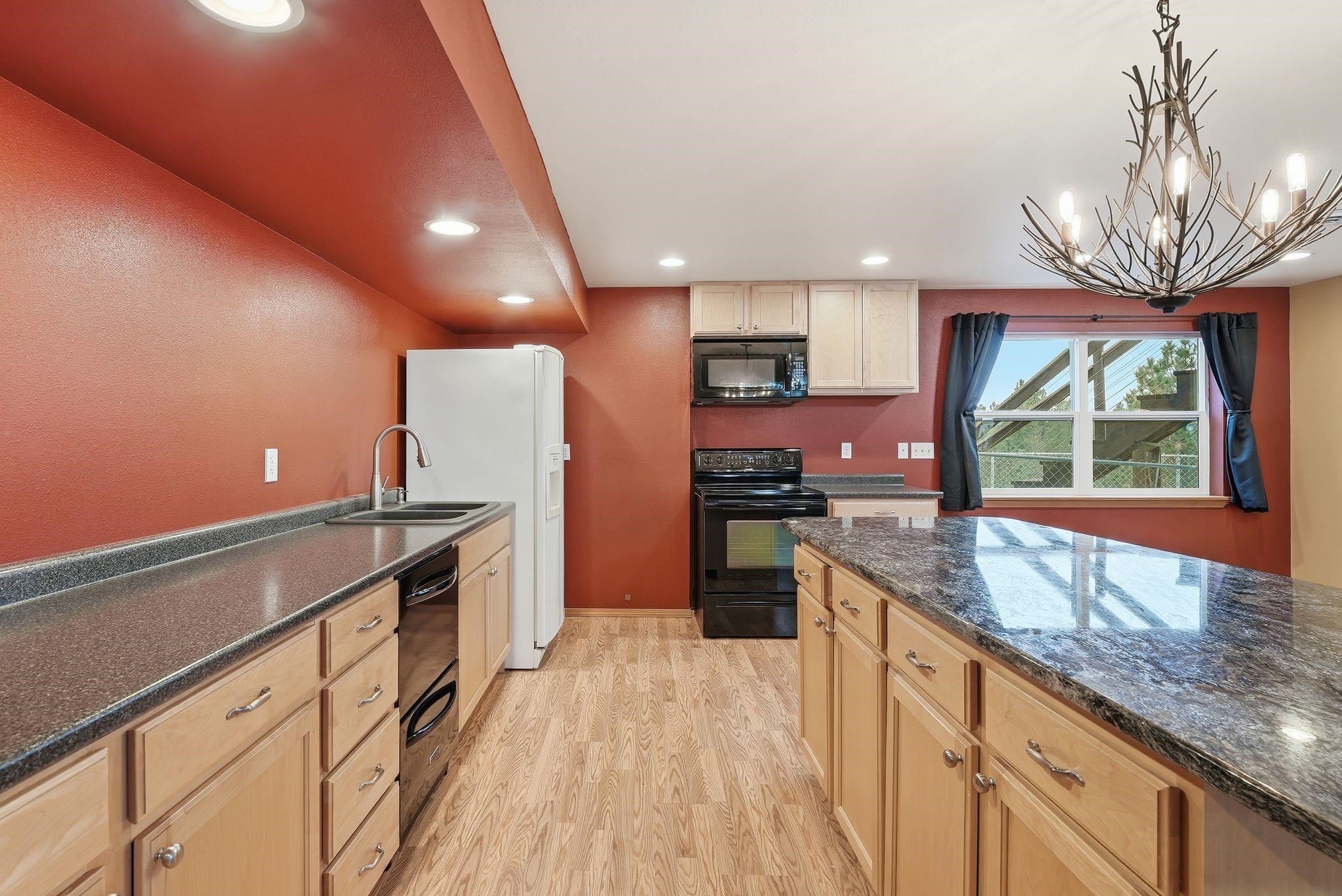 Seven Bays, Washington, 99122, United States, 5 Bedrooms Bedrooms, ,3 BathroomsBathrooms,Residential,For Sale,1992977