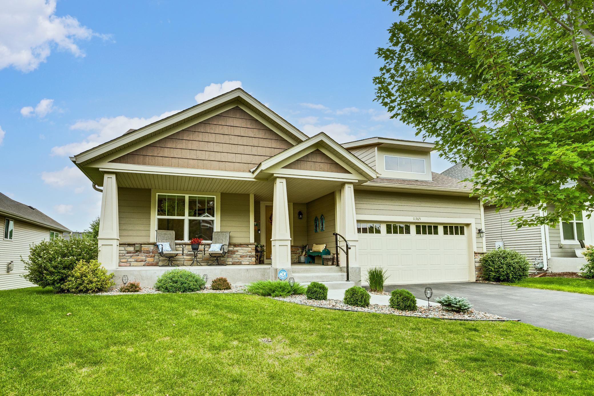 Blaine, Minnesota, 55434, United States, 3 Bedrooms Bedrooms, ,2 BathroomsBathrooms,Residential,For Sale,1933012