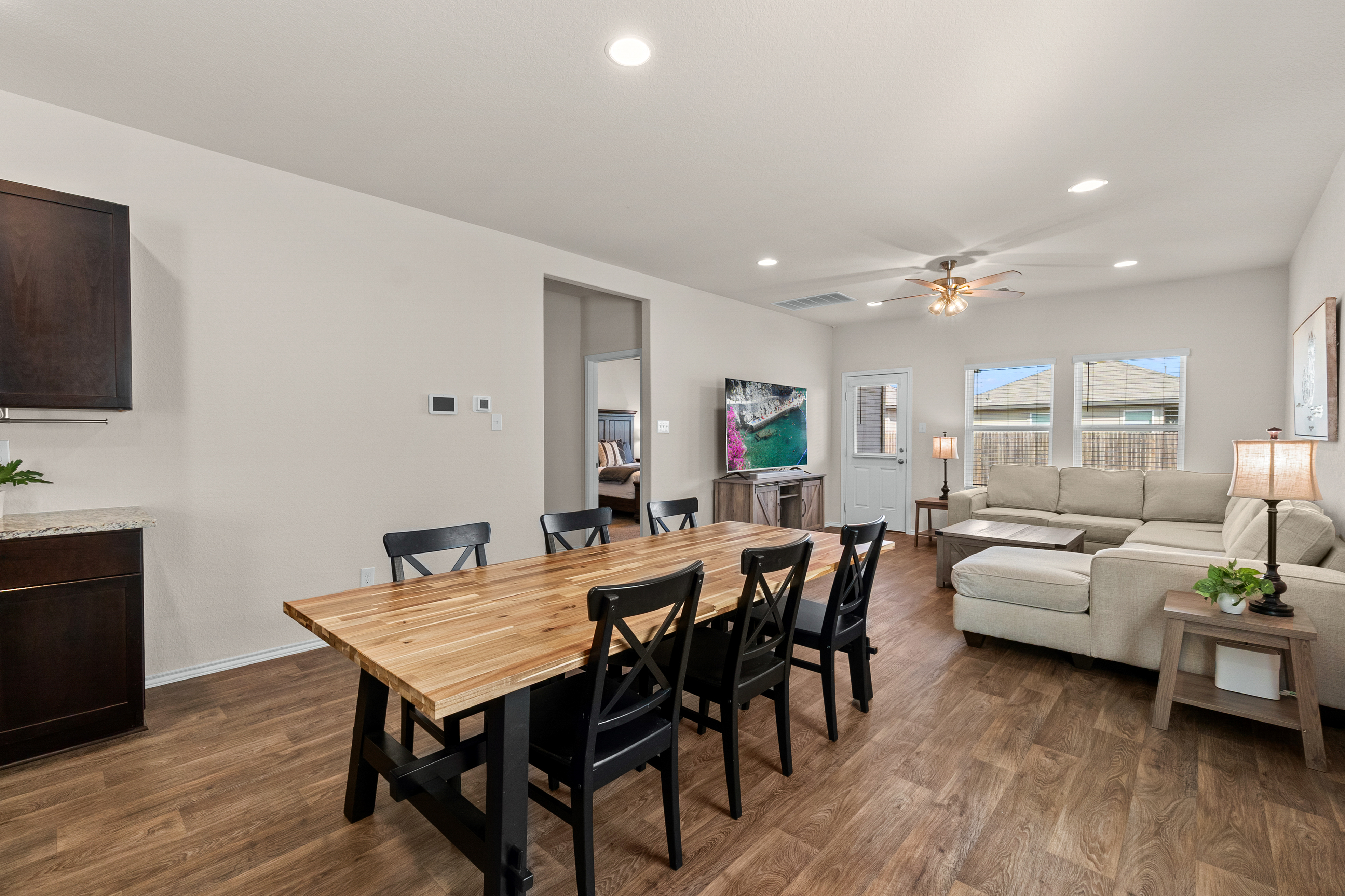  New Braunfels Living with a 2.99% Assumable VA Loan - 物件實景