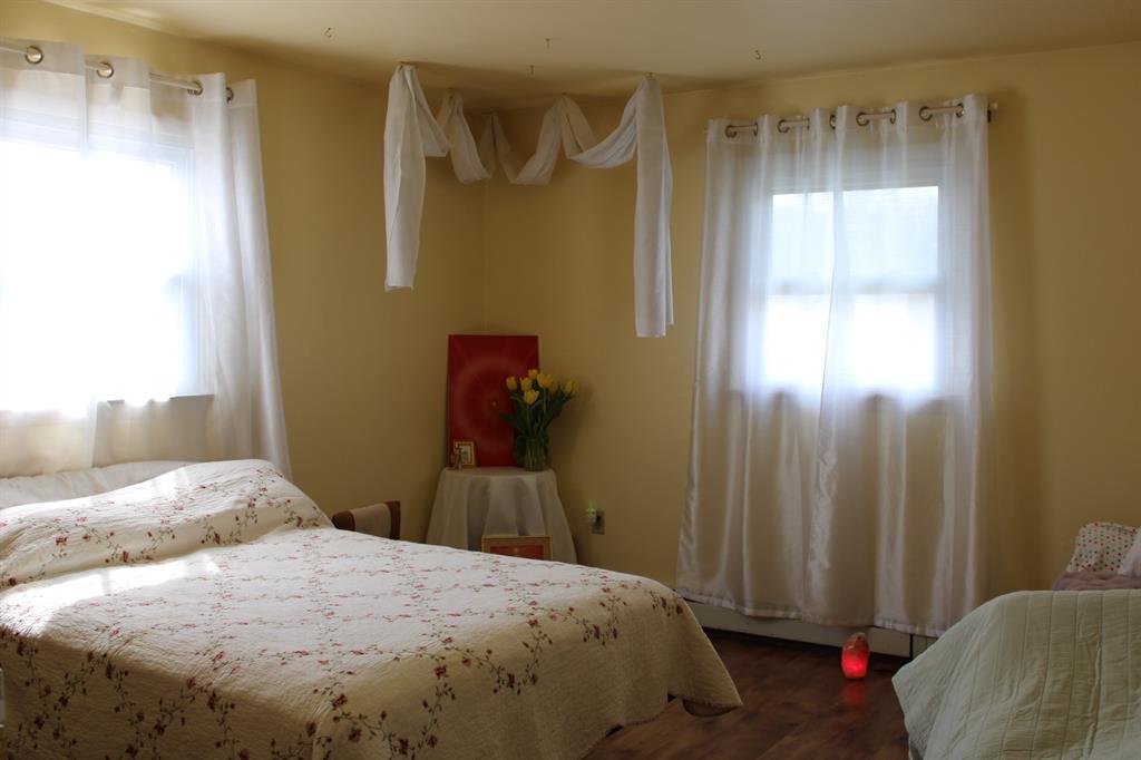 Rhinebeck, New York, 12572, United States, 5 Bedrooms Bedrooms, ,3 BathroomsBathrooms,Residential,For Sale,1982613