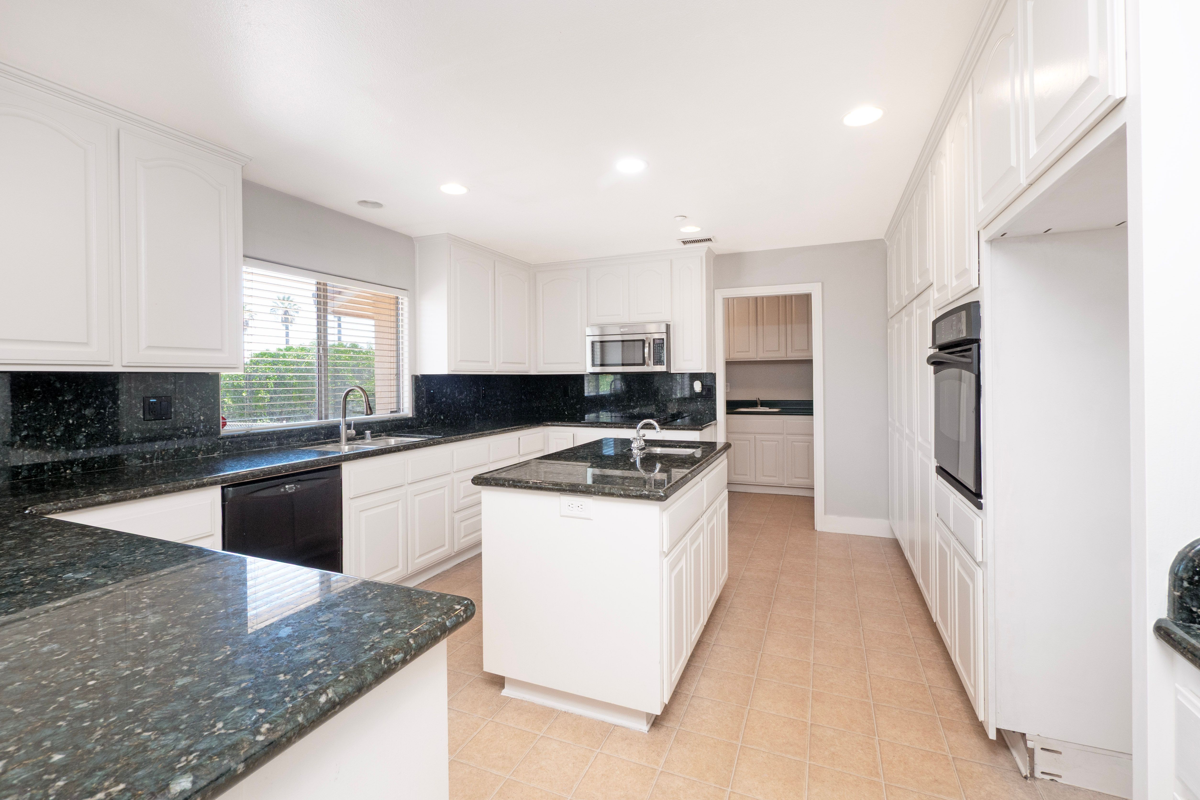  8715 Dufferin Avenue, Riverside, CA 92504 - 物件實景