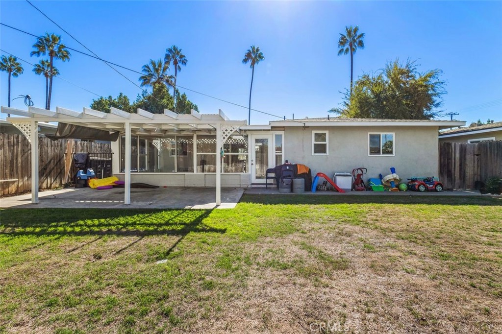 Orange, California, 92867, United States, 3 Bedrooms Bedrooms, ,2 BathroomsBathrooms,Residential,For Sale,1986314