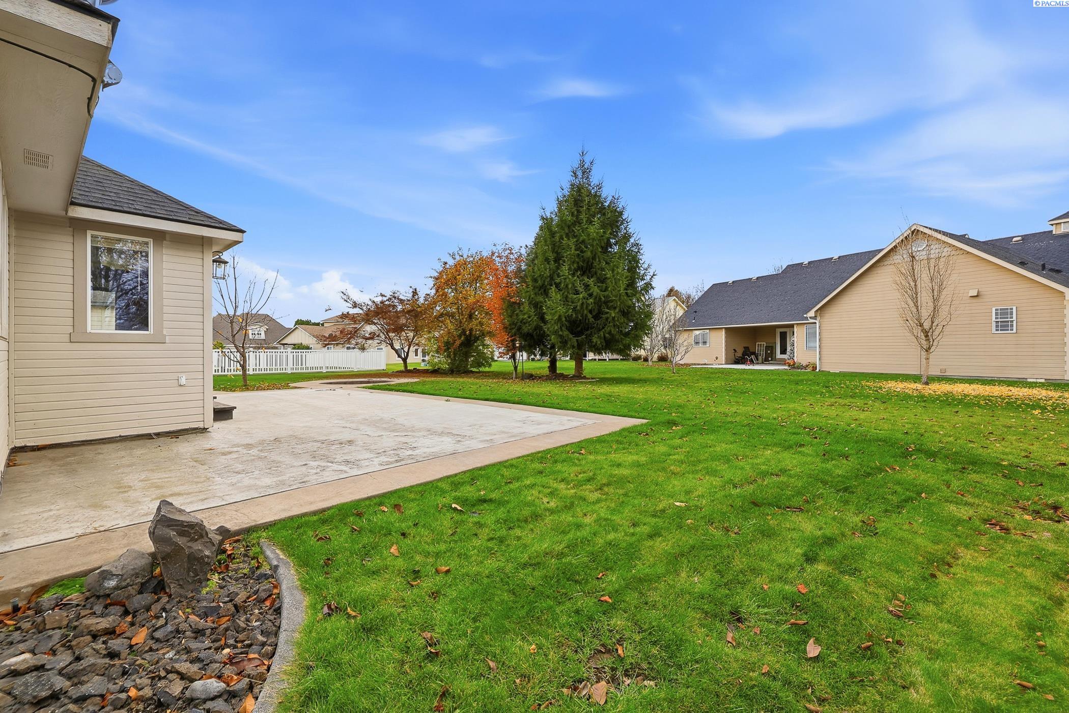 Pasco, Washington, 99301, United States, 3 Bedrooms Bedrooms, ,3 BathroomsBathrooms,Residential,For Sale,1998490