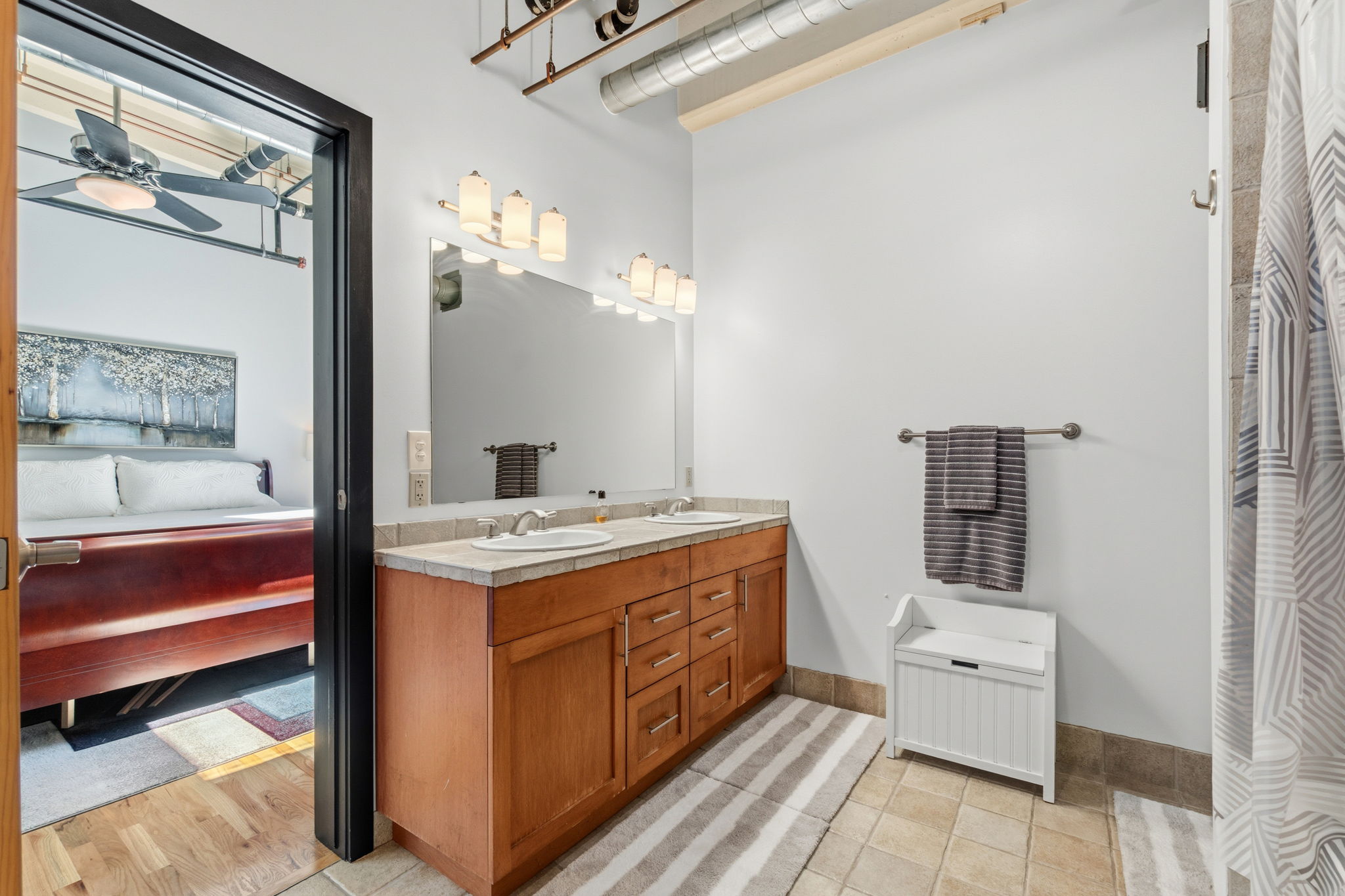  4th floor corner loft with historic character in LoDo - 物件實景