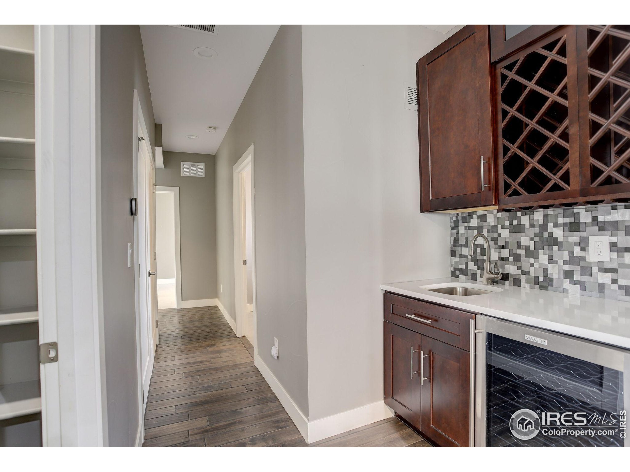 Denver, Colorado, 80210, United States, 4 Bedrooms Bedrooms, ,2 BathroomsBathrooms,Residential,For Sale,1950739
